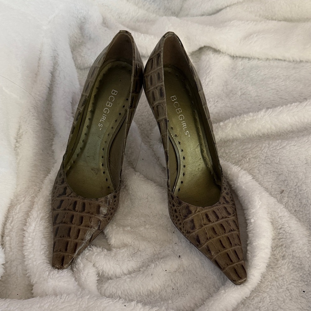 BCBGirls Crocodile Pattern Heels in Olive Green